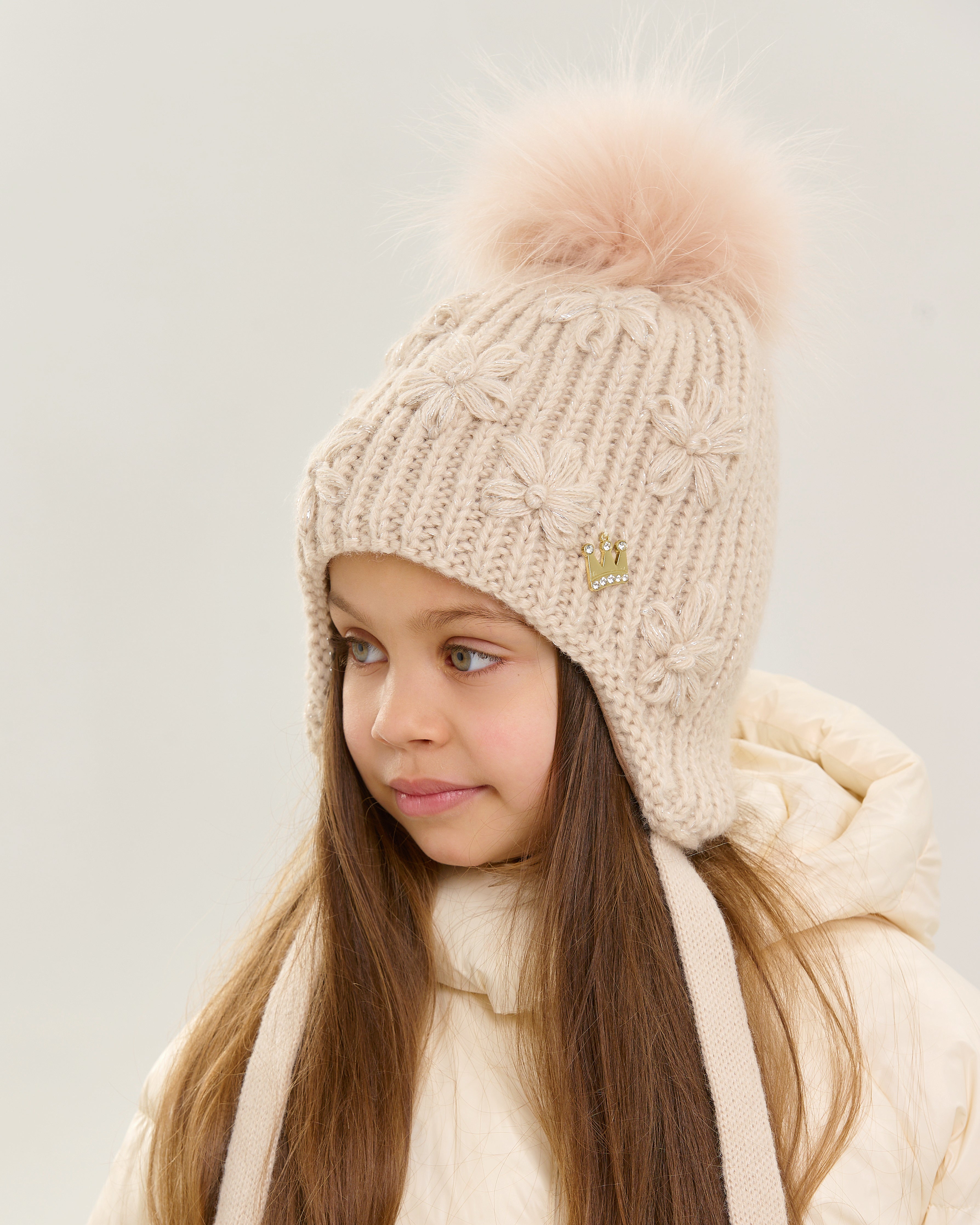 Nikola.03ПЄ (Hat with ties)