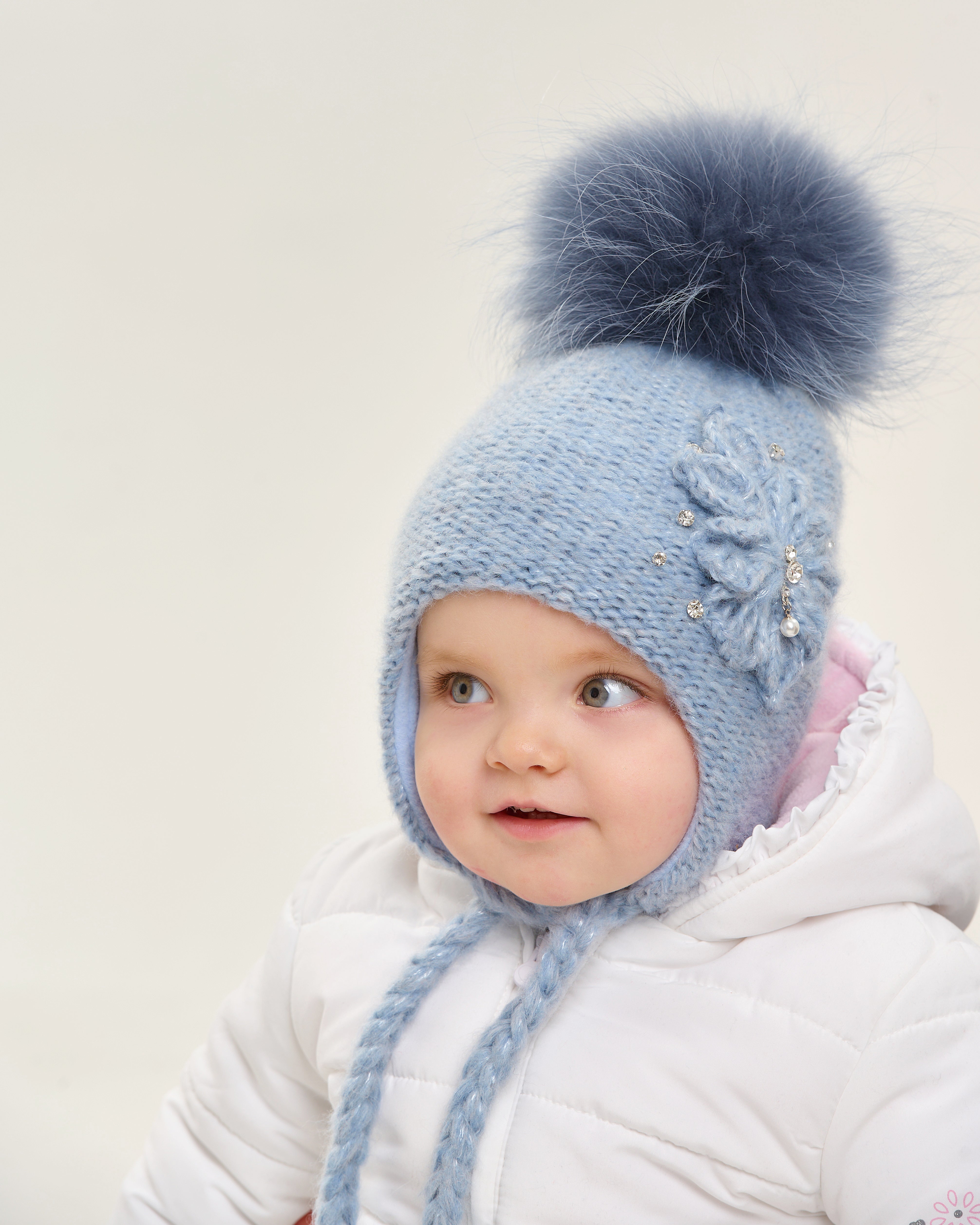 Nikola.29ПЄ (Hat with ties)