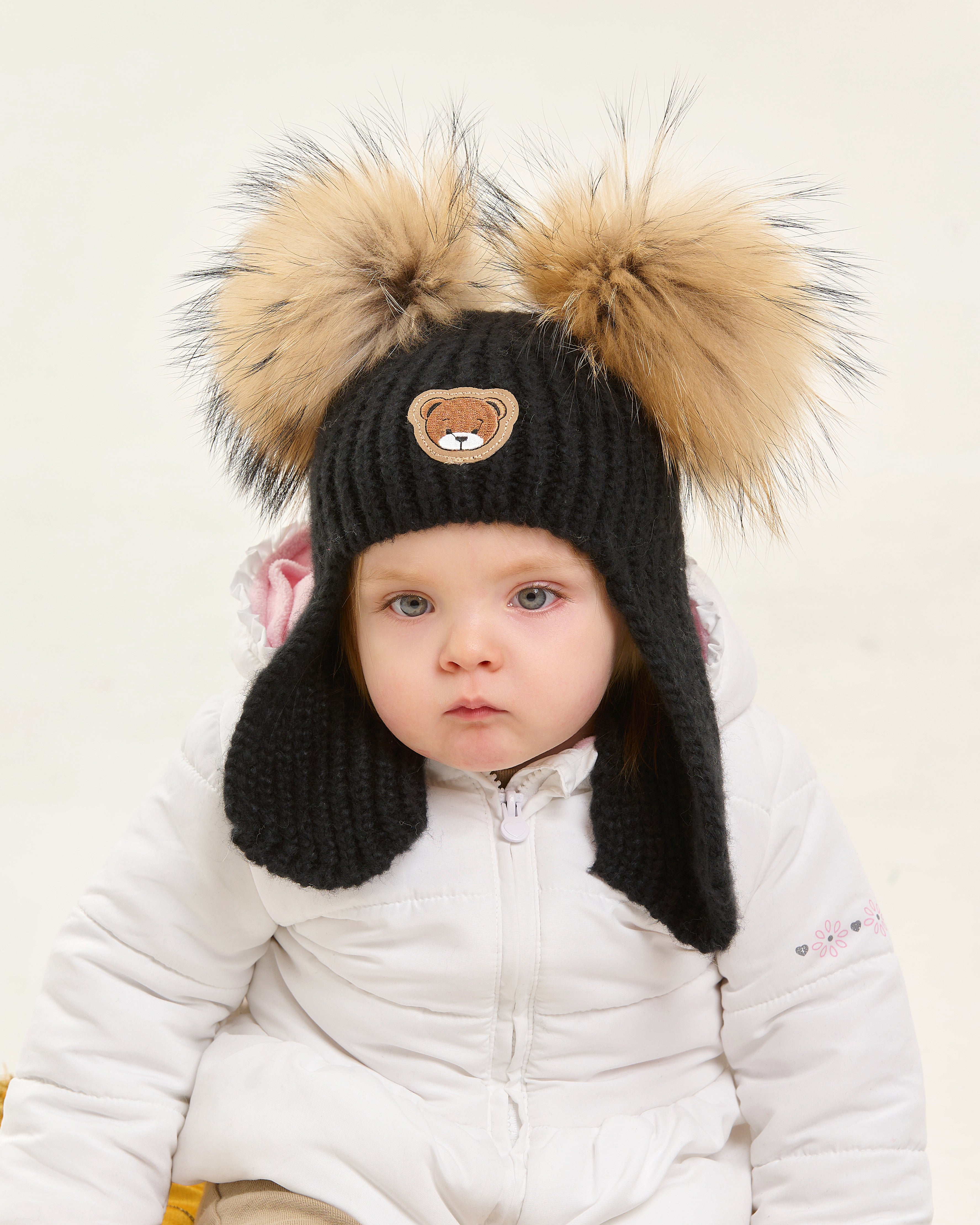 Nikola.04ПЄ (Hat with ties)