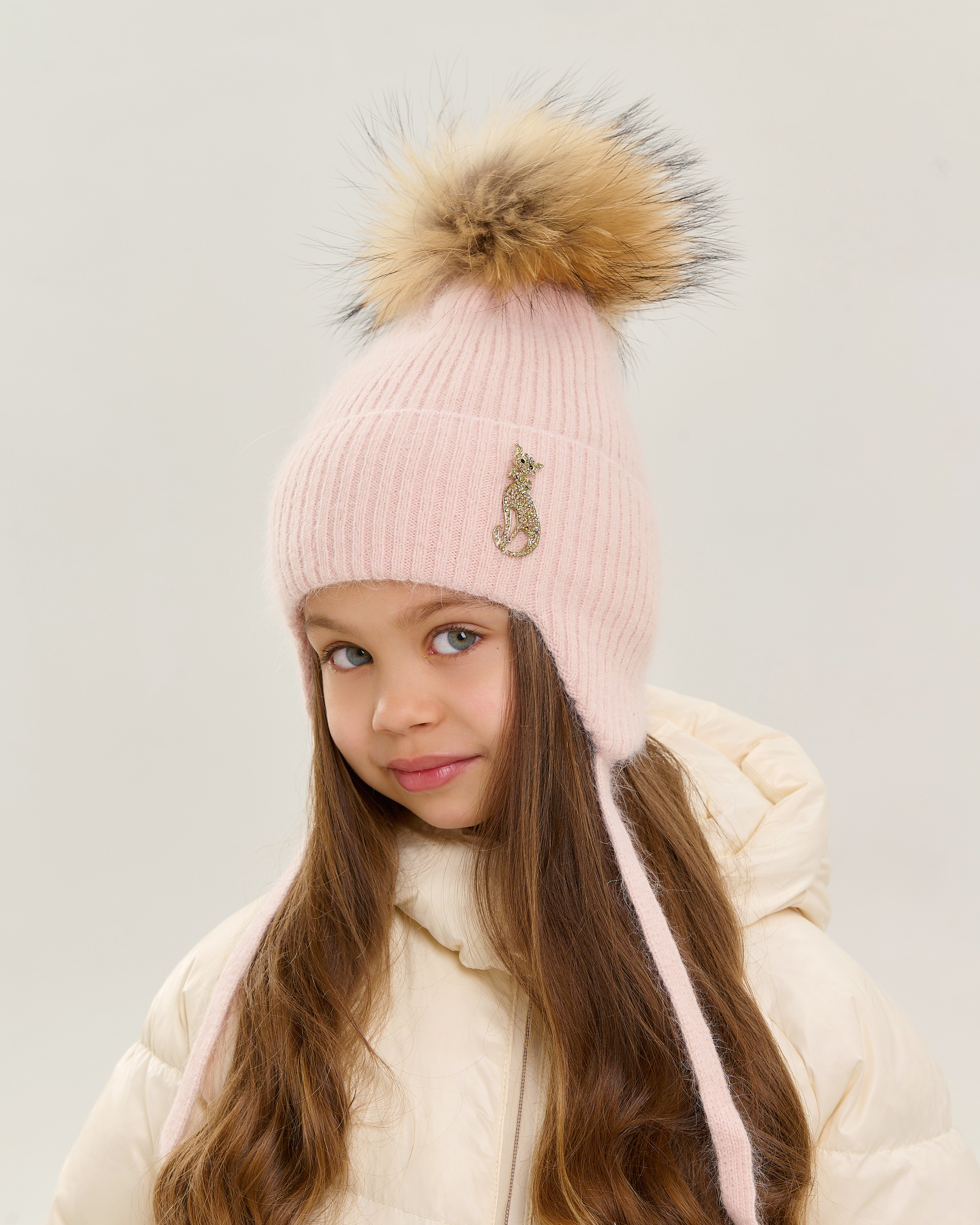 Nikola.169ПЄ (Шапка на завʼязках)